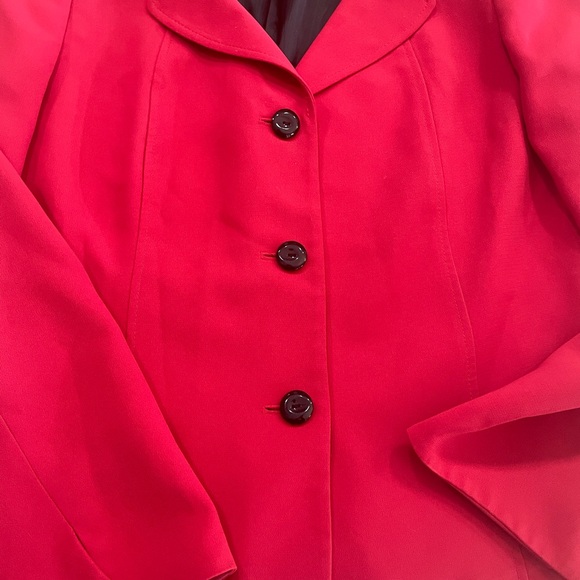 Evan Picone Red Blazer - Picture 4 of 5